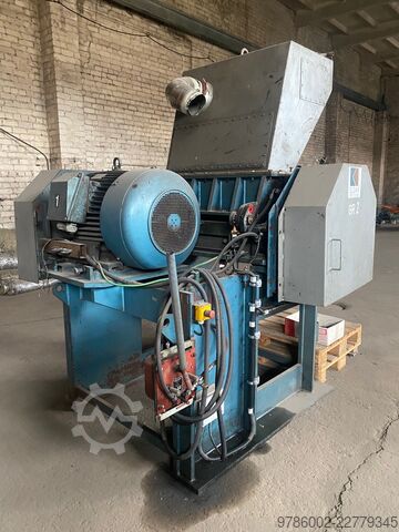 Granulation/Cutting Equipment Eldan FG952