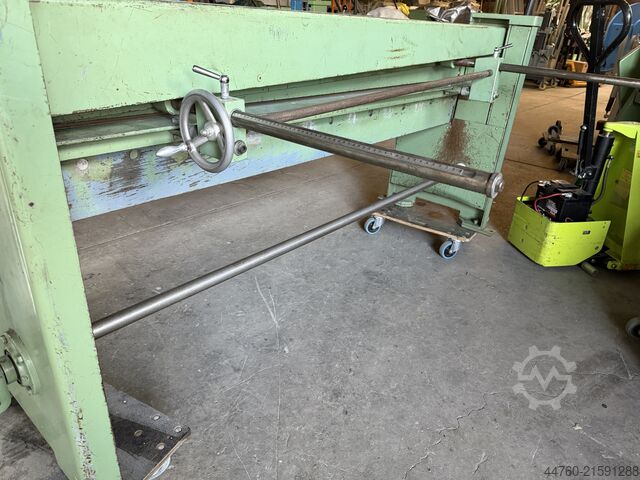 Schwenkbiegemaschine und Tafelschere Schechtl HT & KS