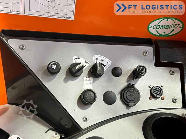 Vierwegestapler Combilift C4000 DIESEL TRIPLEX 6800 FORK POSITIONE