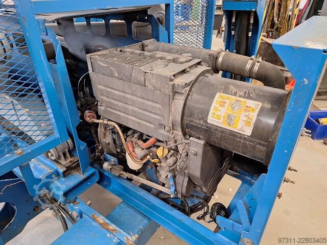 Scherenhebebühne Genie GS-4390 RT