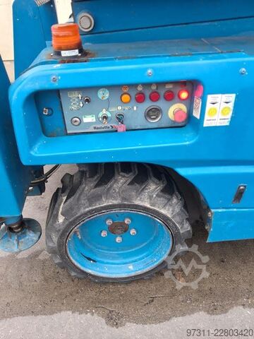 Scherenhebebühne Haulotte COMPACT 12 DX