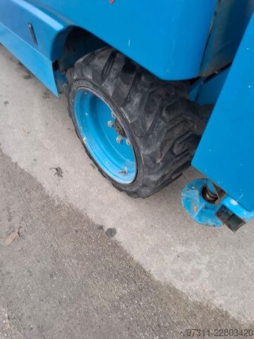 Scherenhebebühne Haulotte COMPACT 12 DX