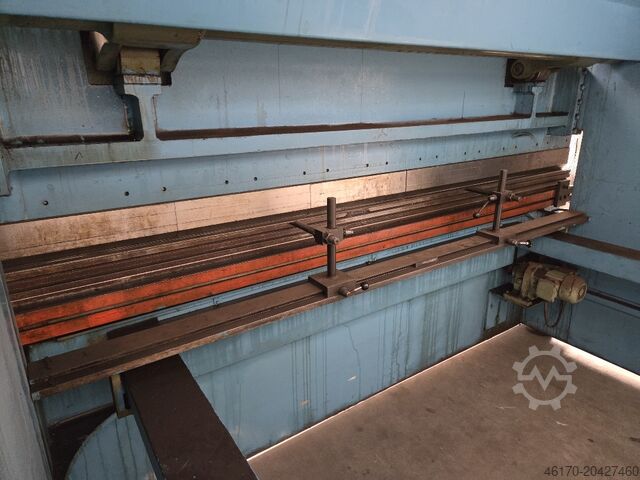 Abkantpresse Knuth Durma APH 30120