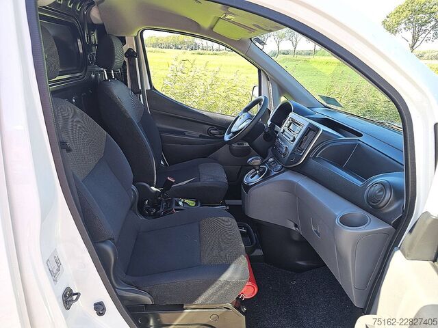 High-roof van NISSAN E-NV200 ac aut wltp 200 kms