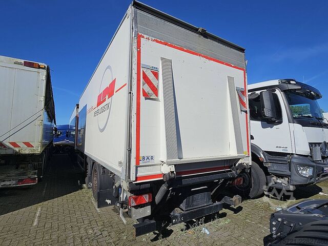 Kühl-/Tiefkühltransport  ASZ18008