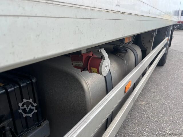 Refrigerated/frozen transport DAF LF 220 FA Euro6