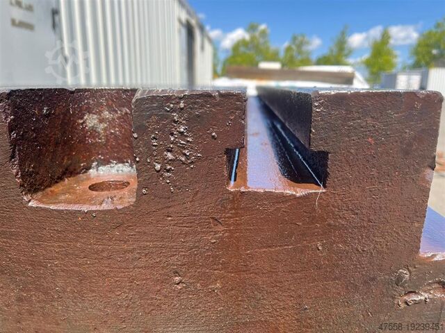 Bolster plate - Plate field UNBEKANNT / UNKNOWN AP 2000 x1000 x180 (Nr.1-3)