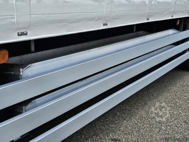 Suitcase MAN TGM 26.320 / 6x2-4 / LBW / 6000kg TAIL LIFT