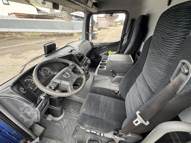 Atego 818 L box truck 6.15m, tail lift, air conditioning, air suspension Mercedes-Benz Atego 818 L Koffer 6,15m LBW, Klima, Luf