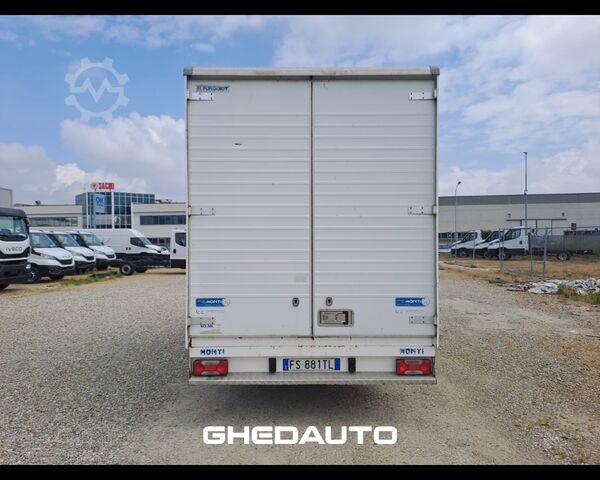 Minibus IVECO 35C18 - 35C18