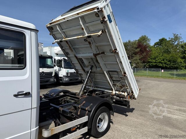 Transporter mit Kipper MERCEDES-BENZ VARIO 818 D DOKA Kipper MEILLER 3-Seiten+2 X AHK