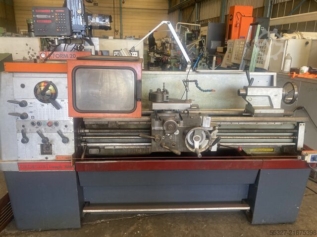 Center lathe colchester triumph 2000