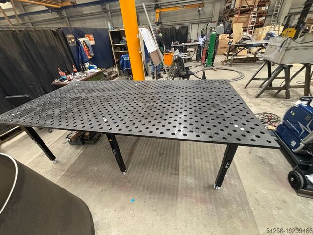 Schweißtisch Siegmund 28er 1,5x3m SIEGMUND 4-281043.XD7