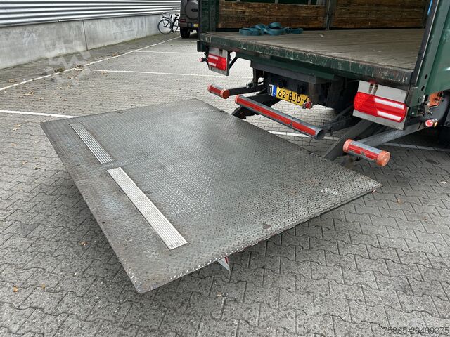 Curtain sided Renault T 380 Comfort / 820 dkm / Curtainside / Loadlif...