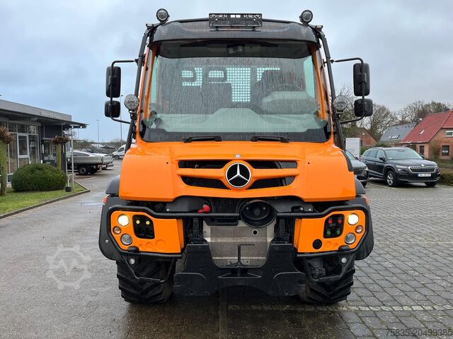Unimog Mercedes-Benz Unimog U435