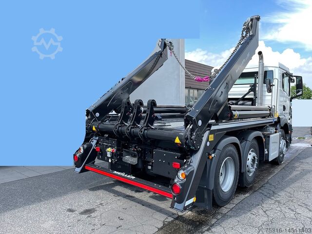 Dump truck MAN TGS 26.480