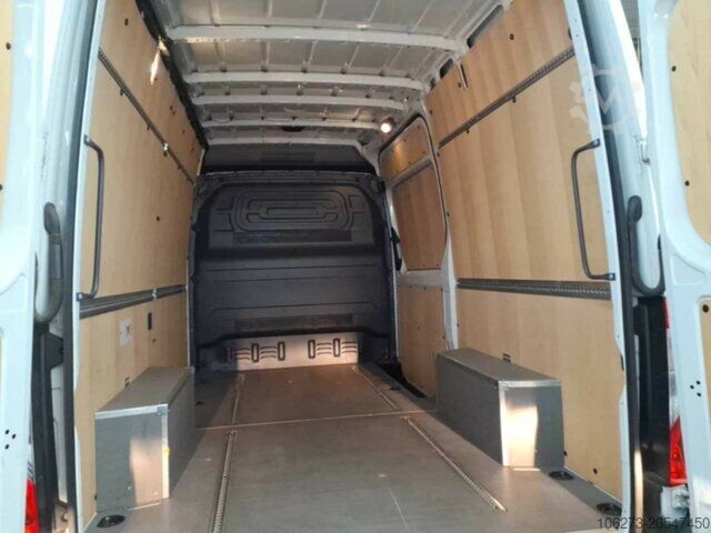 High top van Mercedes-Benz Sprinter 317 CDI Kasten,L2H2,MBUX,Kamera