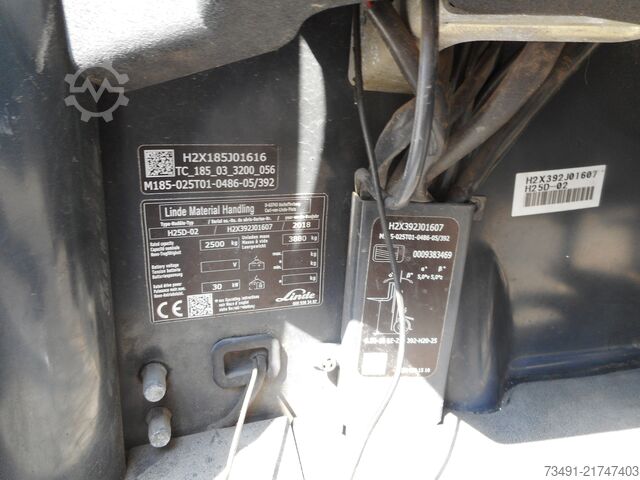 Forklift Linde H25D-02 EVO Triplex Zwillingsreifen