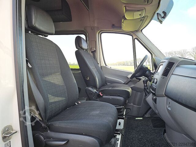 Passenger transportation MERCEDES-BENZ SPRINTER 516 17-Persoons Euro6!