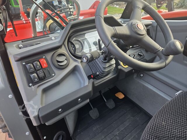 Traktor REFORM Metrac H75