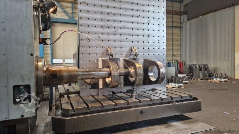 Bench drill TOS WHQ 13 CNC