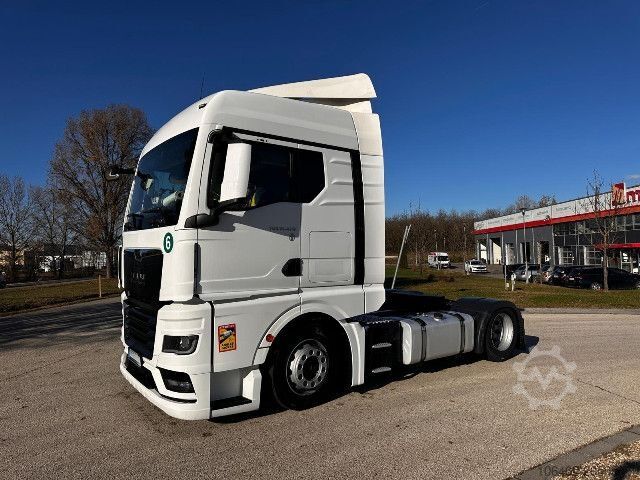 Volume tractor unit MAN MAN TGX 18.470 LL SA