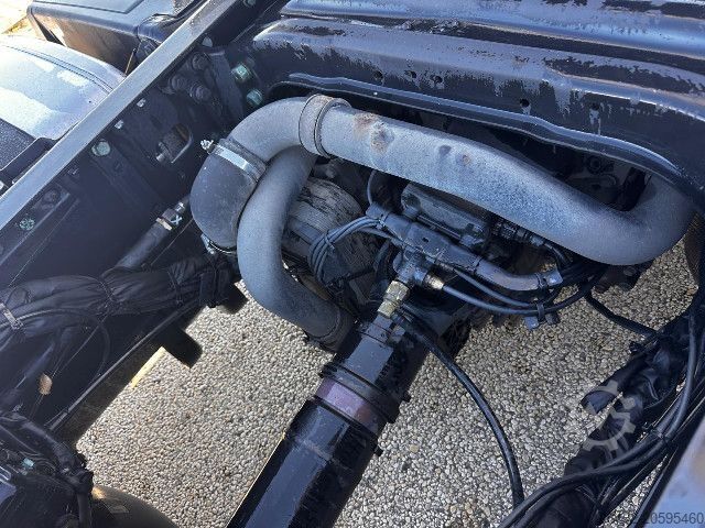 Volume tractor unit MAN MAN TGX 18.470 LL SA