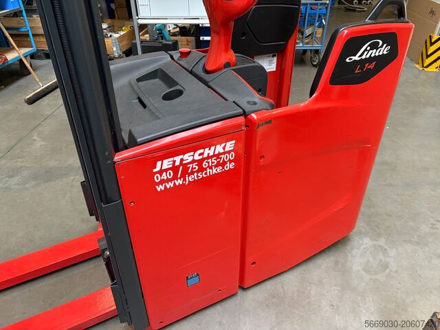 Pallet stacker Linde L14.FP