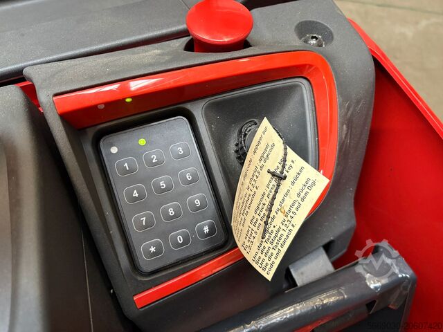 Pallet stacker Linde L14.FP