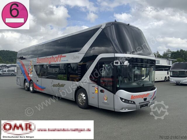 Double decker Neoplan Skyliner L