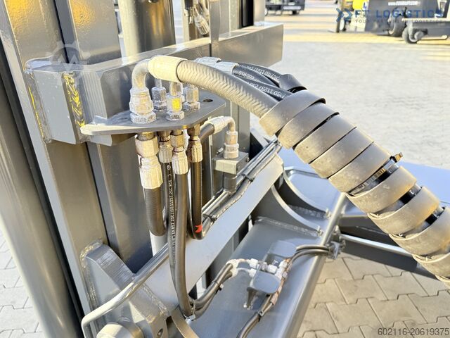 Four-way forklift Combilift C4000 / GAS / WIDE SELECTION OF FORKLIFT