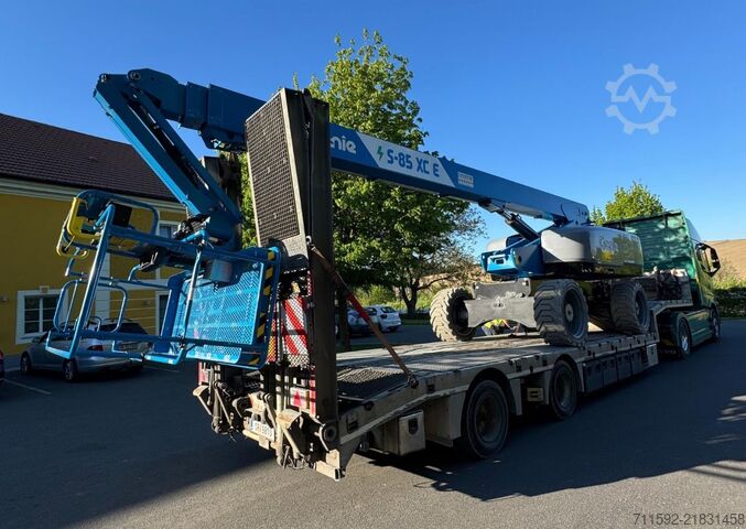 Telescopic Boom Genie S-85 XC E
