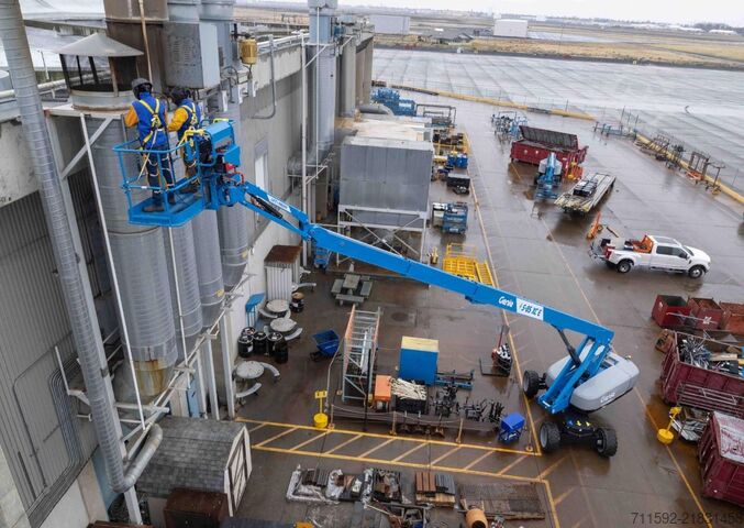 Telescopic Boom Genie S-85 XC E