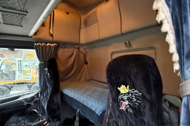 Flatbed truck with tarp SCANIA 164 580 V8 4x2