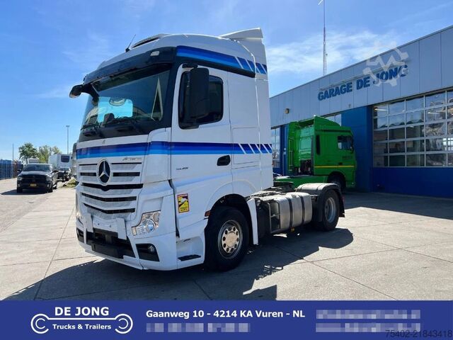 Standard tractor Mercedes-Benz Actros 1945 / Retarder / 2x Tank / Stand Airco
