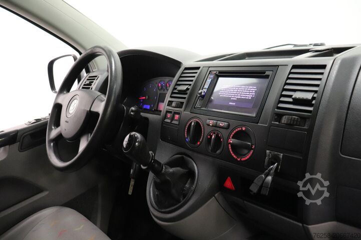 Delivery van double cab Volkswagen Transporter 2.5 TDI 4Motion 130PK L2 Dubbel Cab...