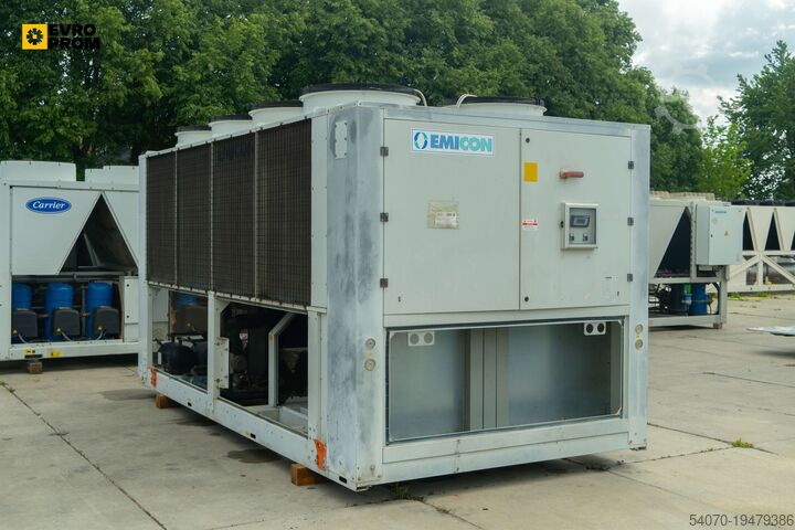Kältemaschine/Wärmepumpe Used Aircooled chiller EMICON PAE 4902 S KC 488 kW / 570 kW 2013 yom