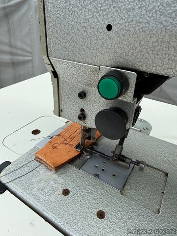 Sewing machine Dürkopp Adler 204-374