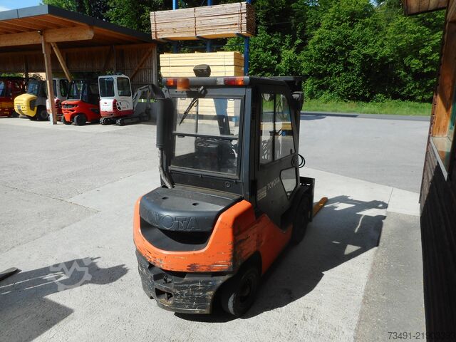 Forklift Toyota 02-8FDF25 Triplex + SS + ZV + Kabine