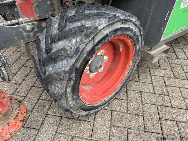 SKYJACK SJ 6826RT Scherenarbeitsbühne SCISSOR 2014 4x4 Kubota, Arbeitshöhe 10 m SKYJACK SJ6826RT Schaarhoogwerker SCISSOR 2014 4X4 Kubota 10mtr Werkhoogte