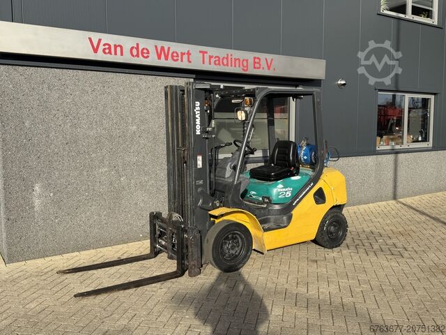 Komatsu FG25HT-16R Triplex 470 Free Lift / Sideshift / Fork Positioner LPG 2008 KOMATSU FG25HT-16R Triplo 470 Freelift / Sideshift / Vorkversteller LPG 2008