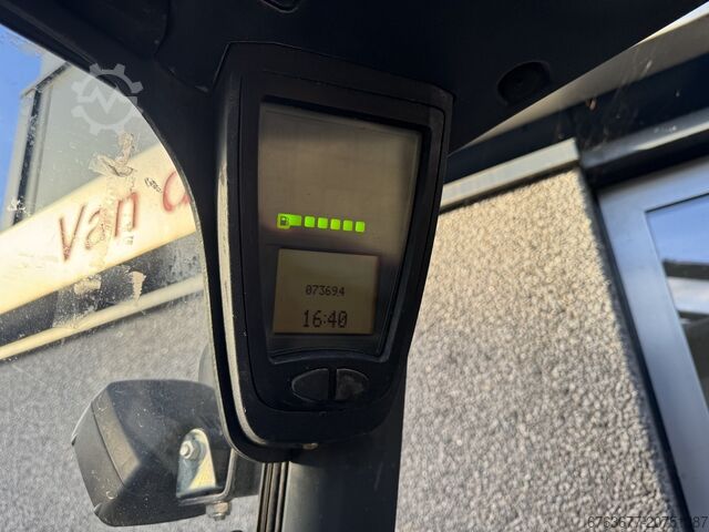 Linde H30D-02 Duplex 450 Sideshift / Fork Positioner VW Diesel 2014 LINDE H30D-02 Duplo 450 Sideshift /  Vorkversteller VW Diesel 2014