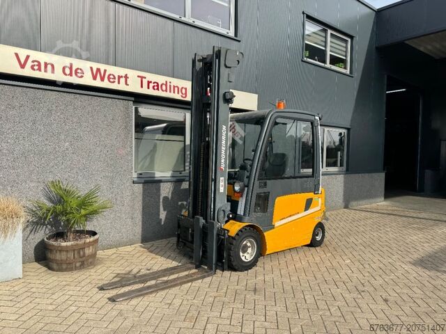 Jungheinrich EFG430K Heftruck Triplo 650 Freelift/Sideshift/4e functie elektrisch accu 2016 JUNGHEINRICH EFG 430 K