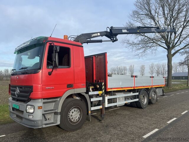 Mercedes - ACTROS 2832 - MKG HKL140 - automatic - EURO5 - lift/steering axle - 600,000 km - 2006 MERCEDES-BENZ ACTROS 2832 - MKG HKL140 - automaat - EURO5 -lift/stuur as - 600dkm - 2006