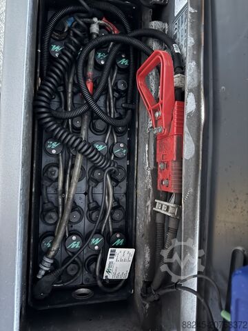 VS-22575 Still electric pallet truck with weighing system STILL EXU SF 20