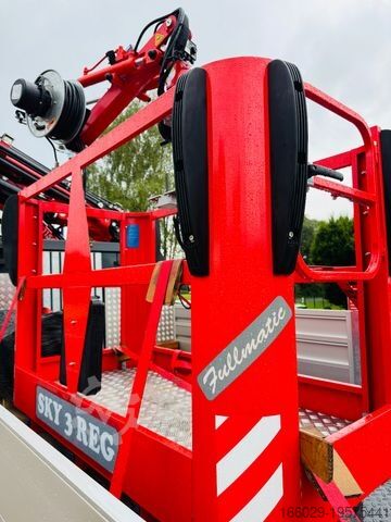 LKW mit Pritsche (offen) VOLVO FH540 10x4 mit F1150 Ladekran, Sattelzugmaschine