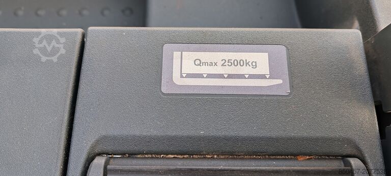 Horizontale Kommissionierer Jungheinrich ECE 225 Li-Ion/ 2.4m/ 2020yy/ 3004mh