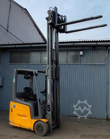 Elektrisch – 3 Räder Jungheinrich EFG 213 LI ION 2022y/ 3.3m/ 6883h/ 4v