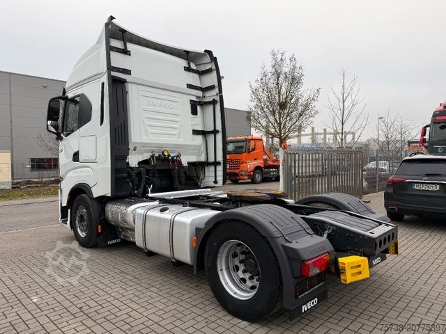 Standard SZM IVECO S-Way 480/Intarder/2xTank/Navi/EURO6D