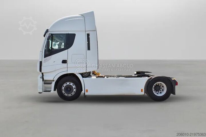 IVECO Stralis AS440S46T/P with Adblue 4X2 Tractor Head truck tractor IVECO Stralis AS440S46T/P with Adblue 4X2 Tractor Head